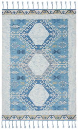 Safavieh Saffron 4'-0" x 6'-0" Rug in Turquoise / Blue
