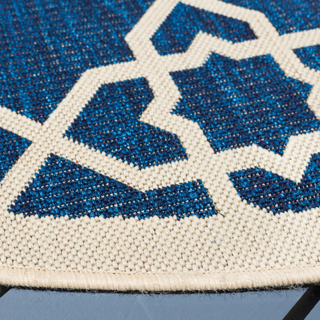 Safavieh Courtyard 6'-7" x 6'-7" Rug in Navy / Beige