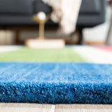 Safavieh Himalaya 4'-0" x 6'-0" Rug in Blue