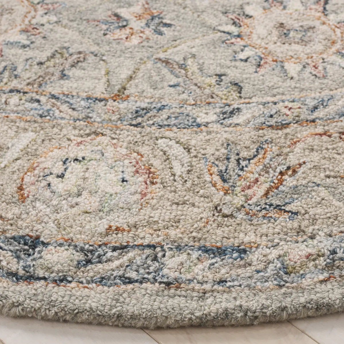 Safavieh Metro 6'-0" x 6'-0" Rug in Grey / Rust