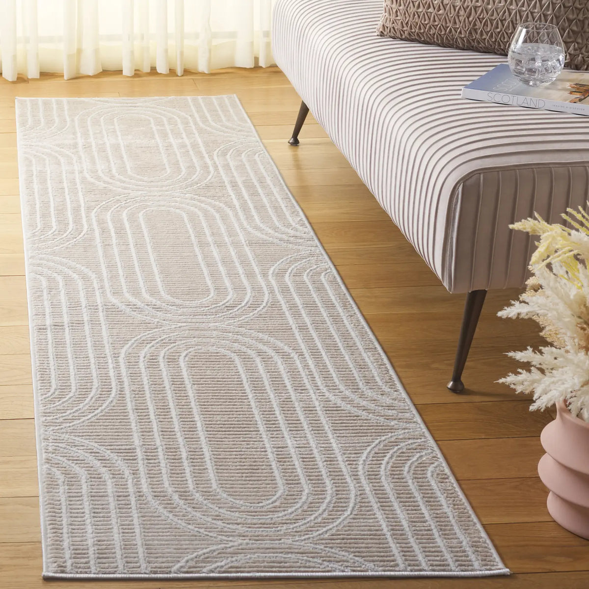 Safavieh Archway 2'-2" x 8'-0" Rug in Beige / Grey