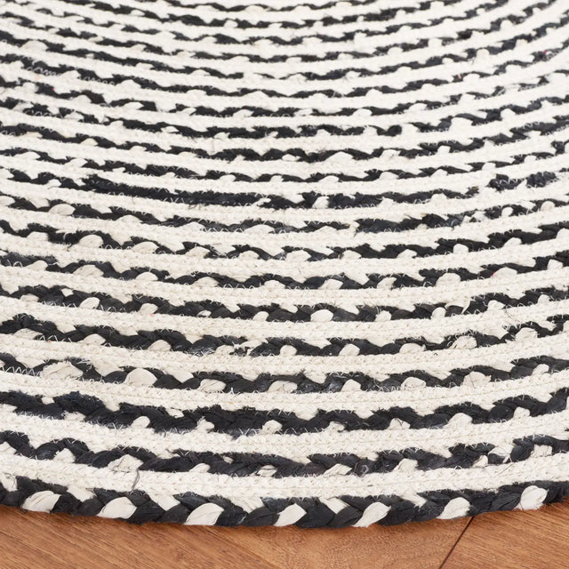 Safavieh Braided 6'-0" x 6'-0" Rug in Black / Ivory