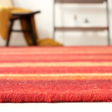 Safavieh Striped Kilim 4'-0" x 6'-0" Rug in Red