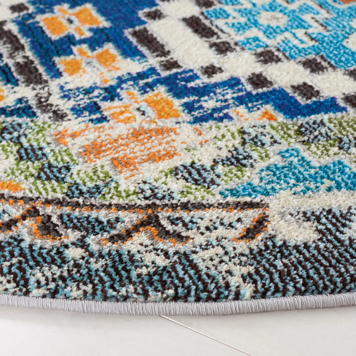 Safavieh Madison 6'-7" x 6'-7" Rug in Navy / Beige