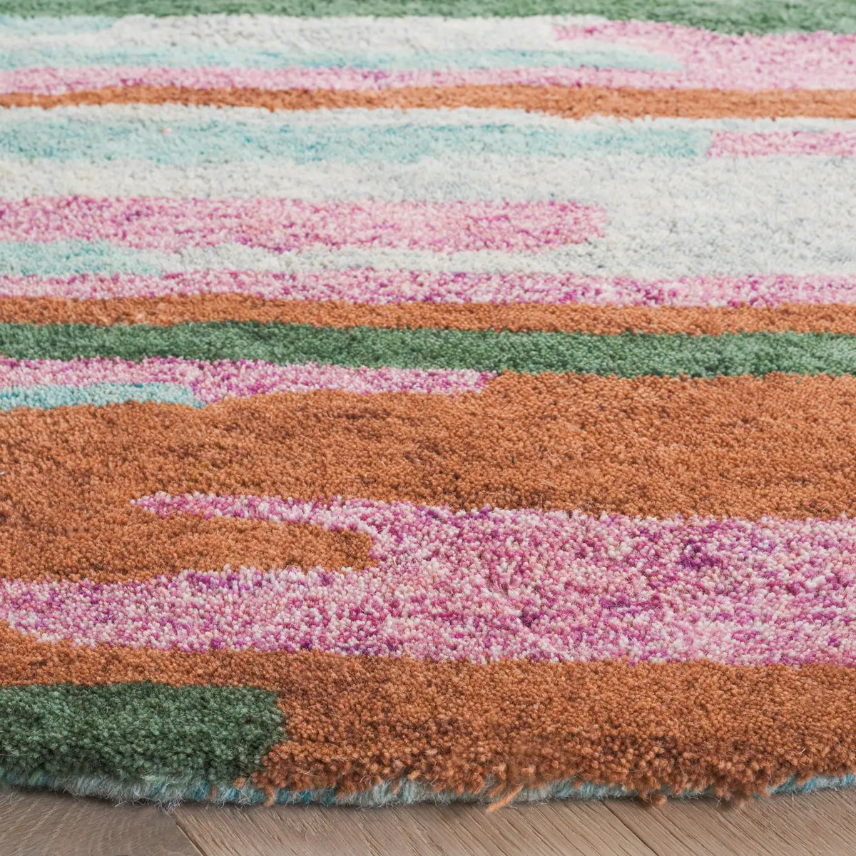 Safavieh Bellagio 6'-0" x 6'-0" Rug in Green / Pink