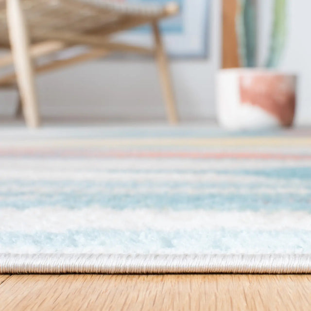Safavieh Skyler 4'-5" x 6'-5" Rug in Beige / Terracotta