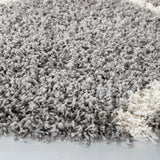 Safavieh Venus Shag 500 6'-7" x 6'-7" Rug in Grey / Ivory