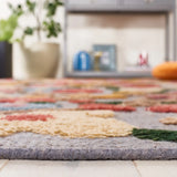 Safavieh Kenya 6'-0" x 9'-0" Rug in Grey / Pink