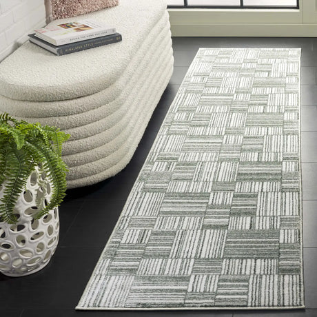Safavieh Orchard 2'-2" x 8'-0" Rug in Green / Ivory