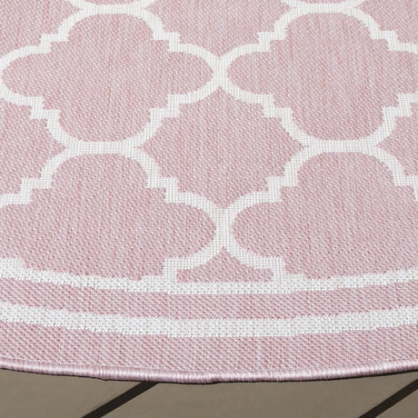 Safavieh Courtyard 6'-7" x 6'-7" Rug in Pink / Beige