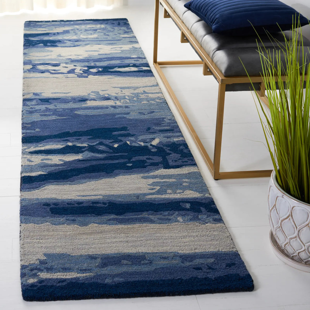 Safavieh Metro 2'-3" x 9'-0" Rug in Blue / Ivory