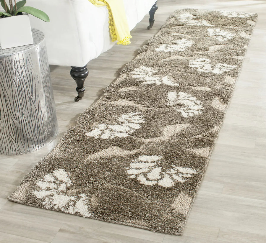 Safavieh Florida Shag 2'-3" x 8'-0" Rug in Smoke / Beige