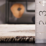 Safavieh Metro 4'-0" x 6'-0" Rug in Brown / Ivory