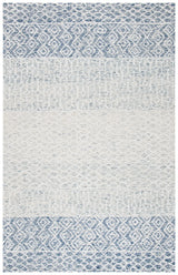 Safavieh Glamour 4'-0" x 6'-0" Rug in Blue / Ivory