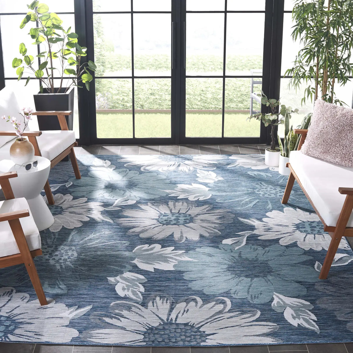 Safavieh Sunrise 8'-0" x 10'-0" Rug in Ivory / Blue Grey