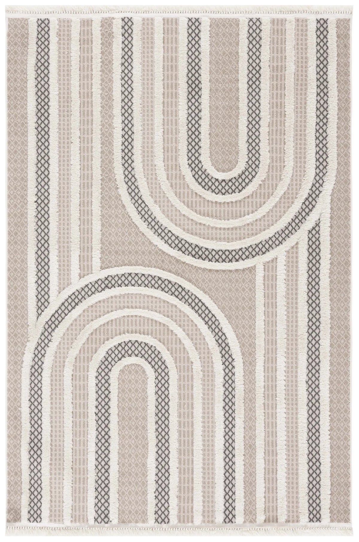 Safavieh Urban 4'-0" x 6'-0" Rug in Beige / Ivory