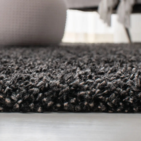 Safavieh Evolution Shag 500 4'-0" x 6'-0" Rug in Charcoal