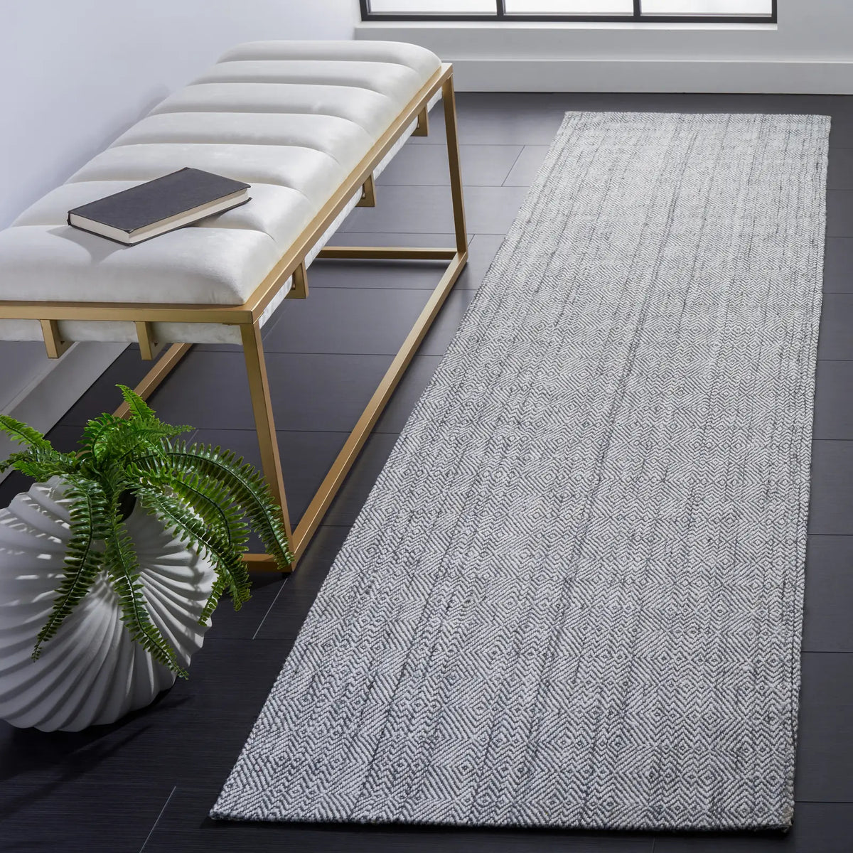 Safavieh Marbella 2'-3" x 9'-0" Rug in Dark Grey / Ivory