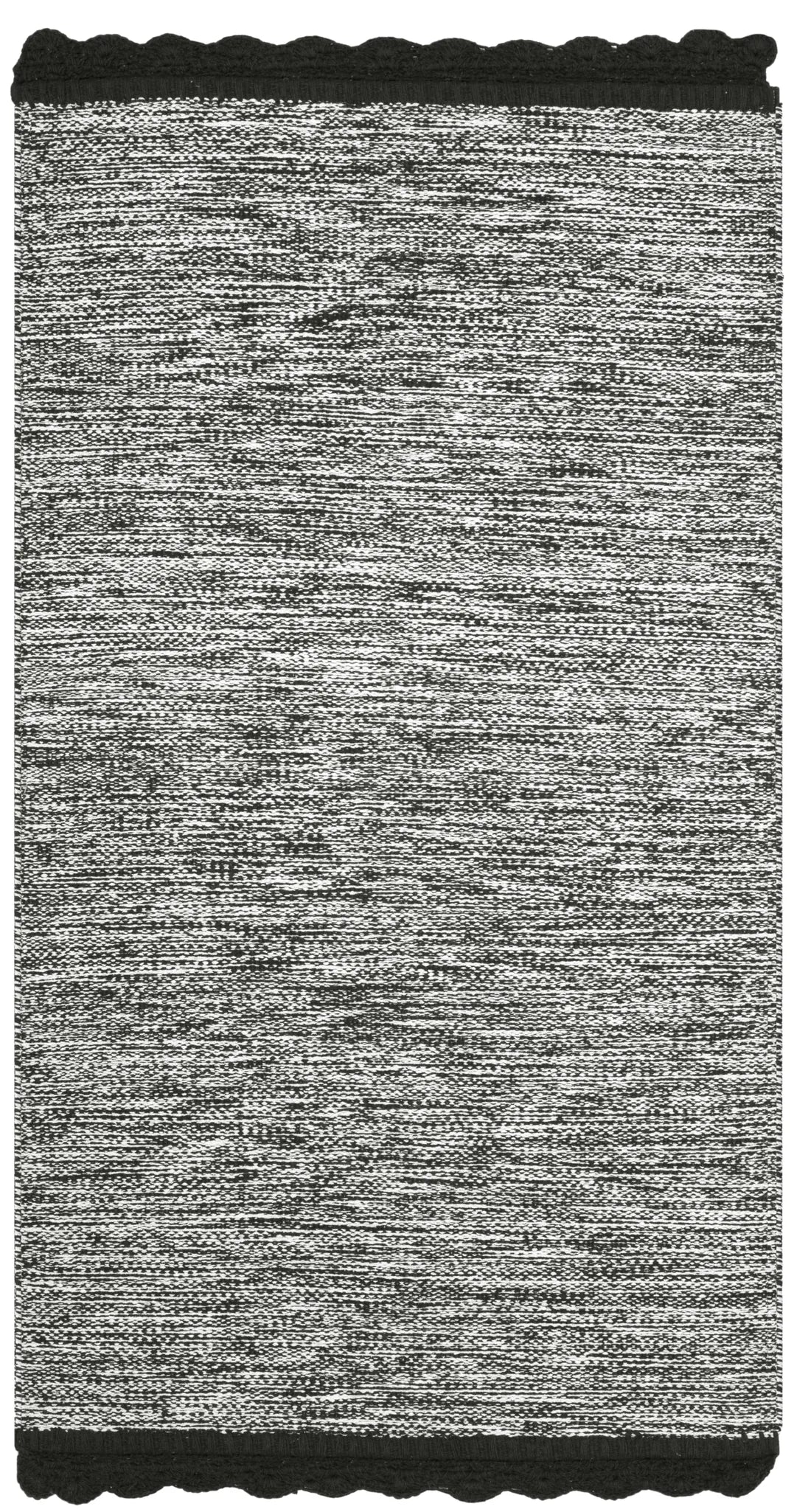 Safavieh Montauk 2'-3" x 3'-9" Rug in Black