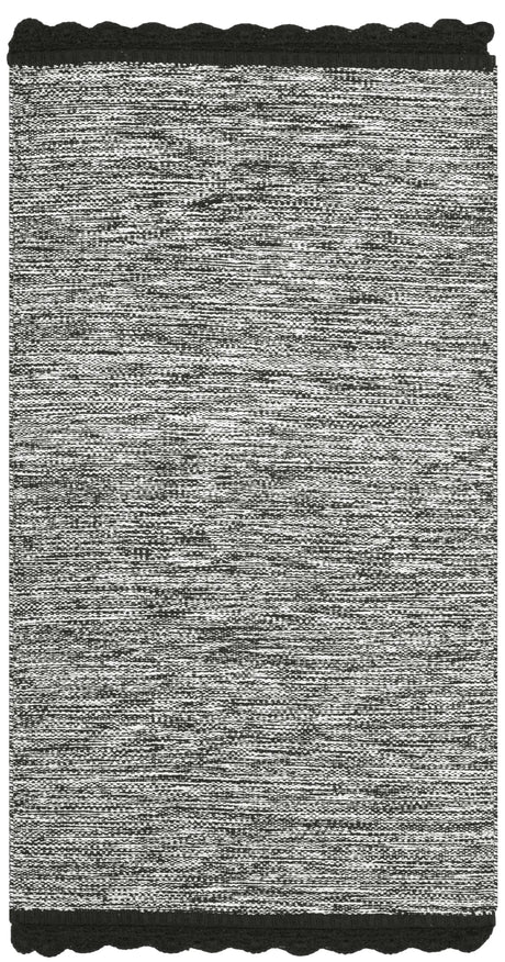 Safavieh Montauk 2'-3" x 3'-9" Rug in Black