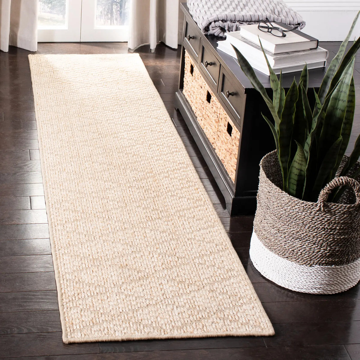 Safavieh Palm Beach 2'-0" x 8'-0" Rug in Beige / Beige