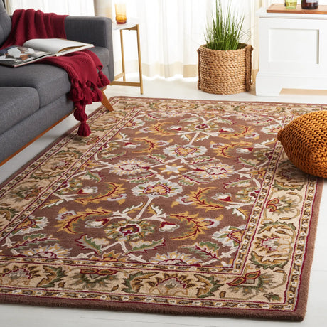 Safavieh Heritage 4'-0" x 6'-0" Rug in Brown / Ivory
