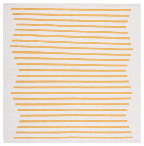 Safavieh Montauk 6'-0" x 6'-0" Rug in Ivory / Gold