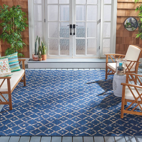 Safavieh Courtyard 8'-0" x 10'-0" Rug in Navy / Ivory