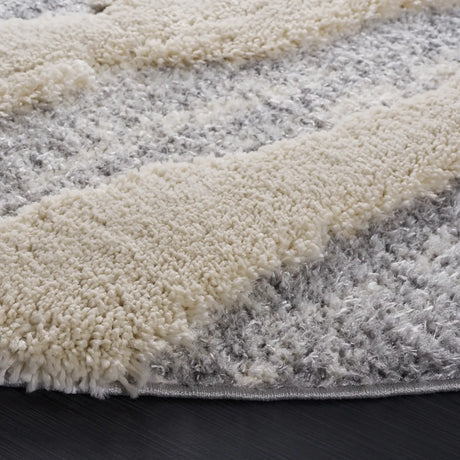 Safavieh Hi-Lo Shag 6'-7" x 6'-7" Rug in Grey / Light Beige