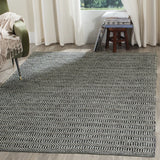 Safavieh Montauk 5'-0" x 7'-0" Rug in Ivory / Dark Grey