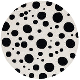 Safavieh Cambridge 6'-0" x 6'-0" Rug in Ivory / Black
