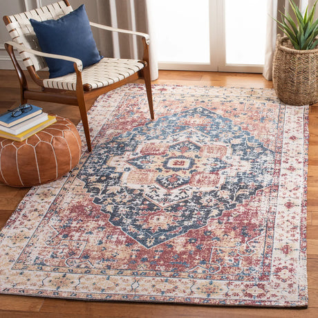 Safavieh Saffron 4'-0" x 6'-0" Rug in Beige / Blue