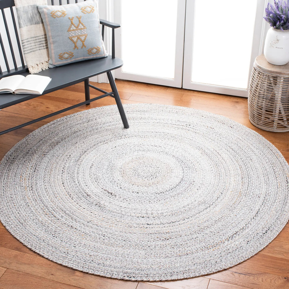 Safavieh Braided 6'-0" x 6'-0" Rug in Grey
