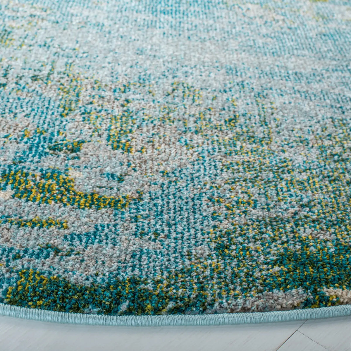 Safavieh Madison 5'-0" x 5'-0" Rug in Light Blue / Green