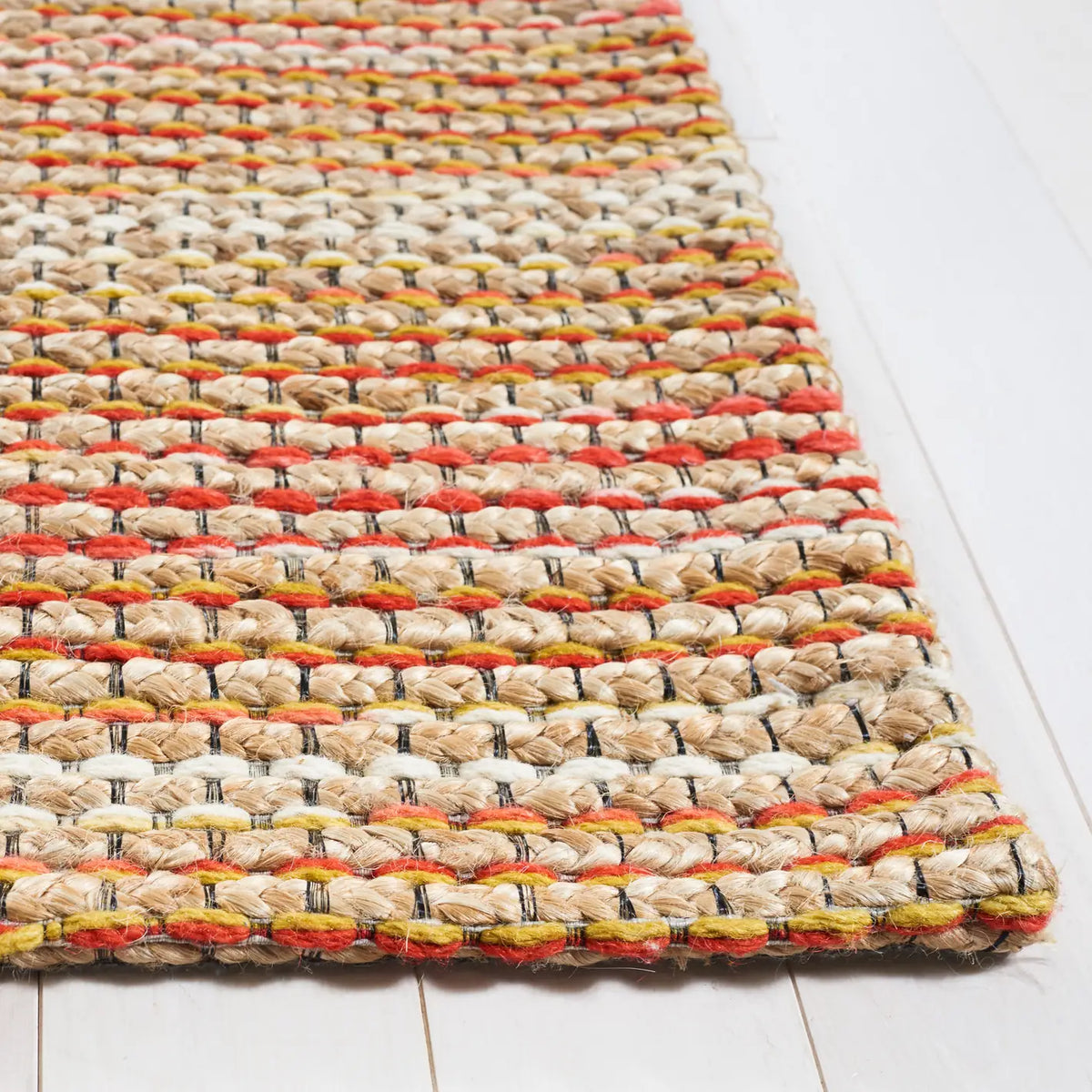 Safavieh Marbella 4'-0" x 6'-0" Rug in Natural / Red
