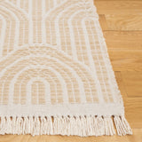 Safavieh Kilim 4'-0" x 6'-0" Rug in Gold / Ivory