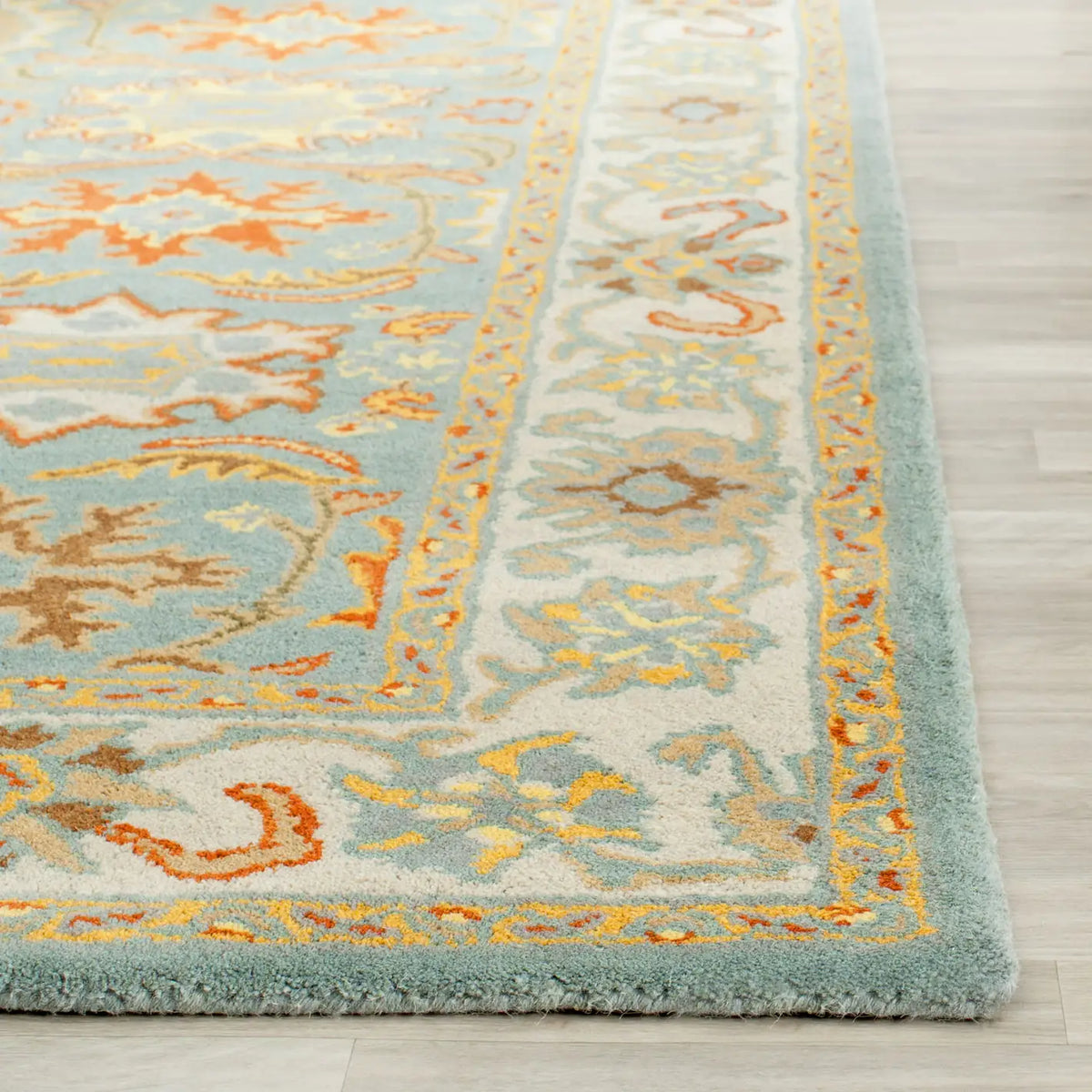 Safavieh Heritage 9'-6" x 13'-6" Rug in Light Blue / Ivory