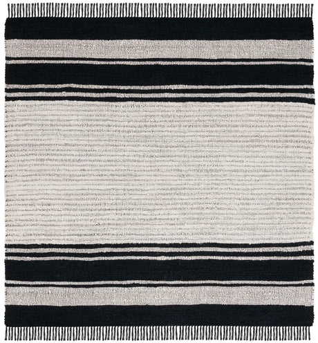 Safavieh Natural Fiber 6'-0" x 6'-0" Rug in Ivory / Black