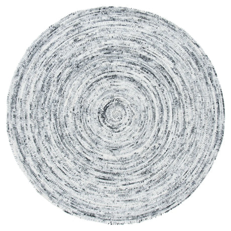 Safavieh Braided 5'-0" x 5'-0" Rug in Ivory / Black