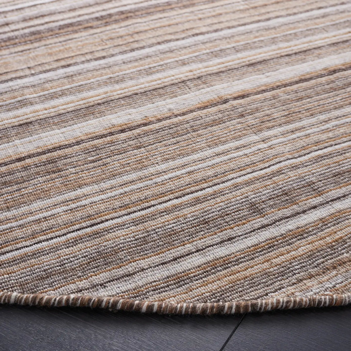 Safavieh Kilim 6'-0" x 6'-0" Rug in Brown / Yellow