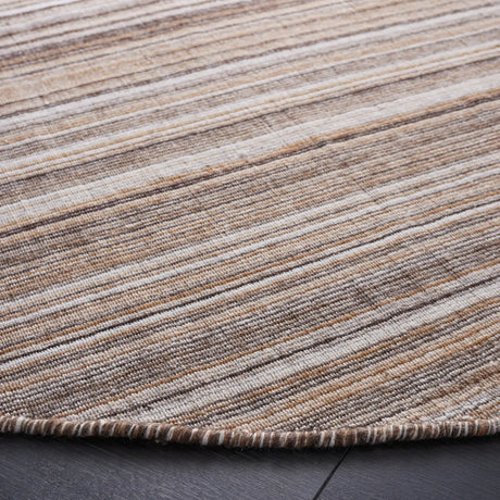 Safavieh Kilim 6'-0" x 6'-0" Rug in Brown / Yellow
