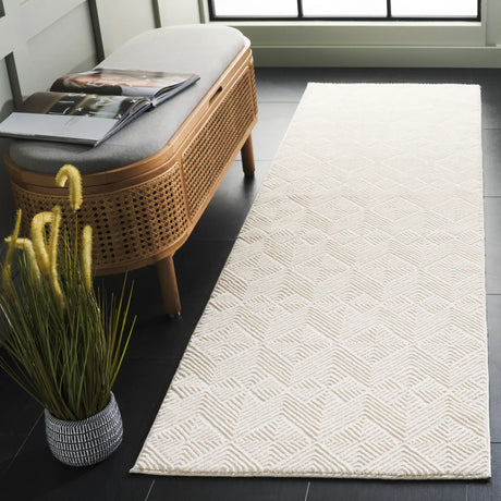 Safavieh Revive 2'-3" x 8'-0" Rug in Ivory