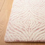 Safavieh Metro 4'-0" x 6'-0" Rug in Dark Pink / Ivory