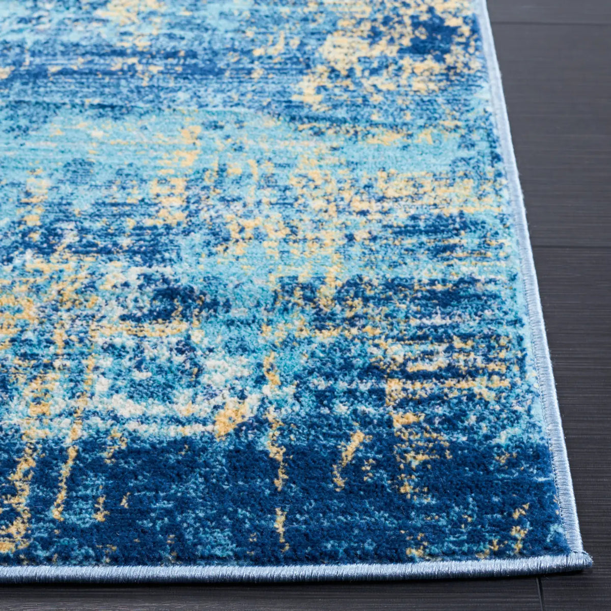 Safavieh Jasper 100 4'-0" x 6'-0" Rug in Navy / Ivory