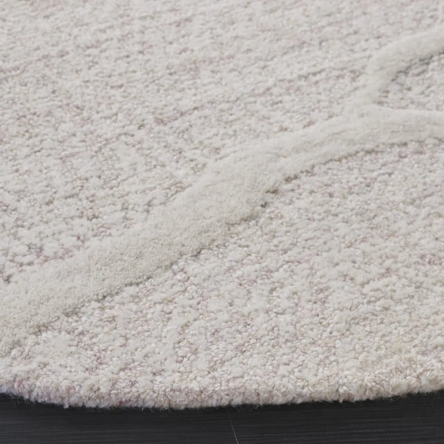 Safavieh Pine 6'-0" x 6'-0" Rug in Pink / Ivory