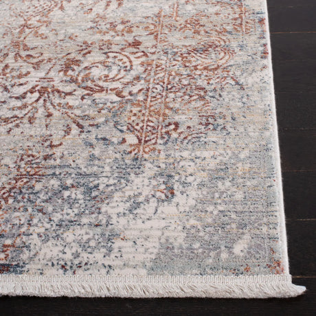 Safavieh Marvel 5'-1" x 7'-6" Rug in Beige / Gold