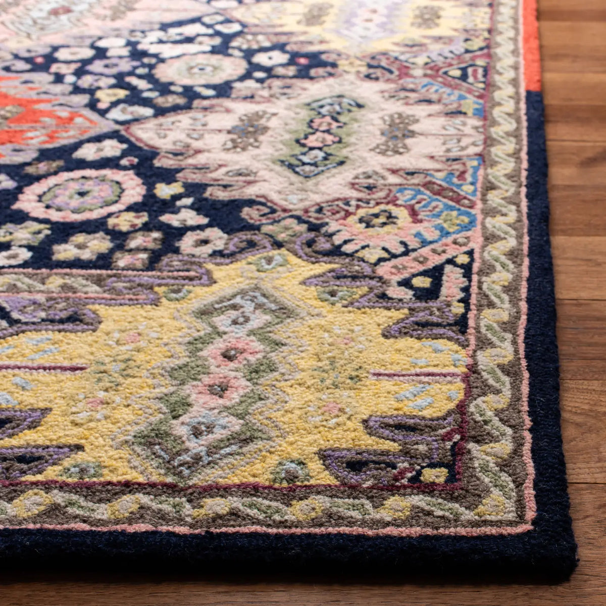 Safavieh Bellagio 5'-0" x 8'-0" Rug in Navy / Sage