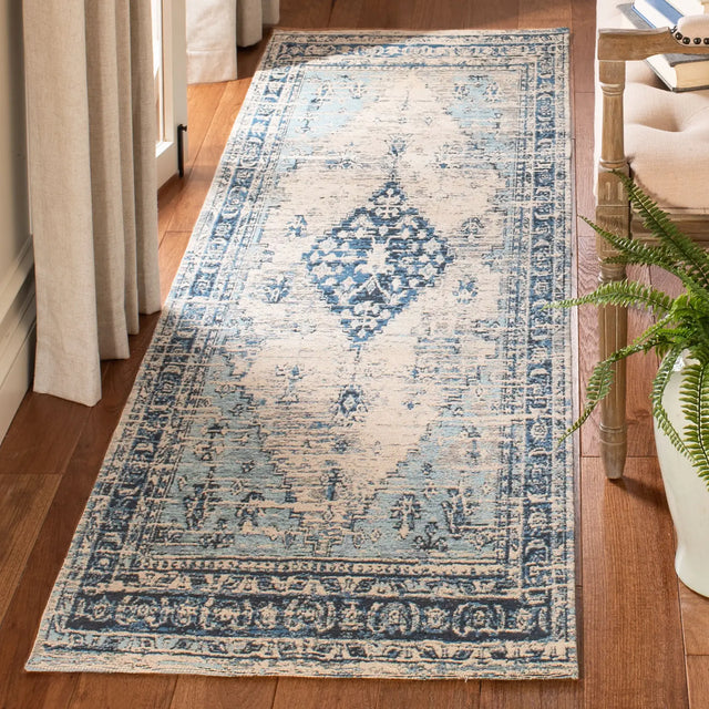 Safavieh Classic Vintage 2'-3" x 8'-0" Rug in Blue