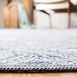 Safavieh Montauk 5'-0" x 8'-0" Rug in Navy / Ivory