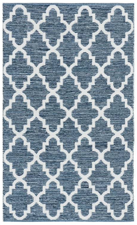 Safavieh Montauk 3'-0" x 5'-0" Rug in Navy / Ivory